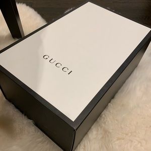 Gucci BOX. 13” wide x 6” high x 10” deep